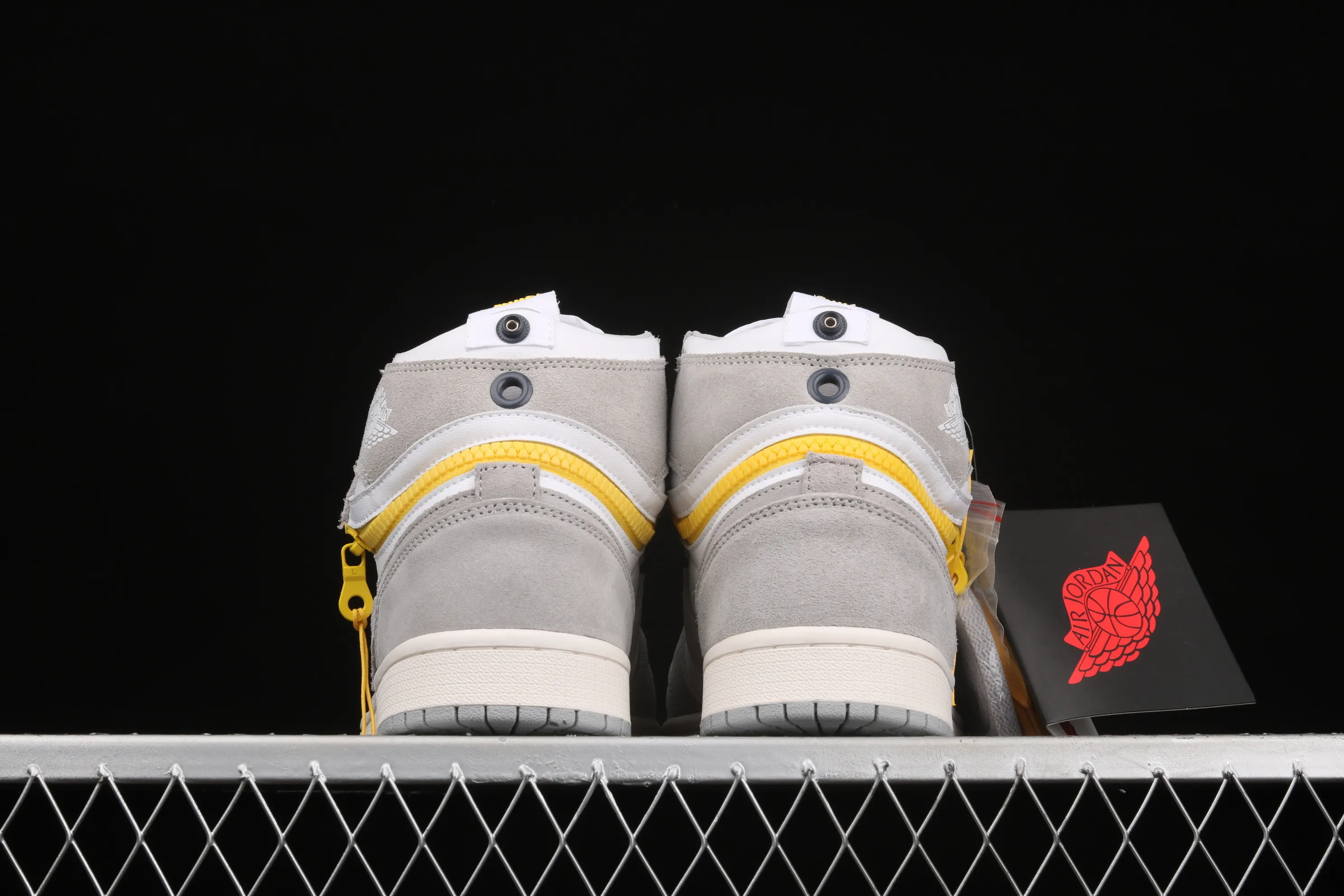 All categories Air Jordan Jordan series basketball shoes Air Jordan 1 High Z version Air Jordan 1 Switch "Light Smoke Grey" Smoke gray zipper J1 Joe 1 high-top cultural basketball shoes CW6576-100
